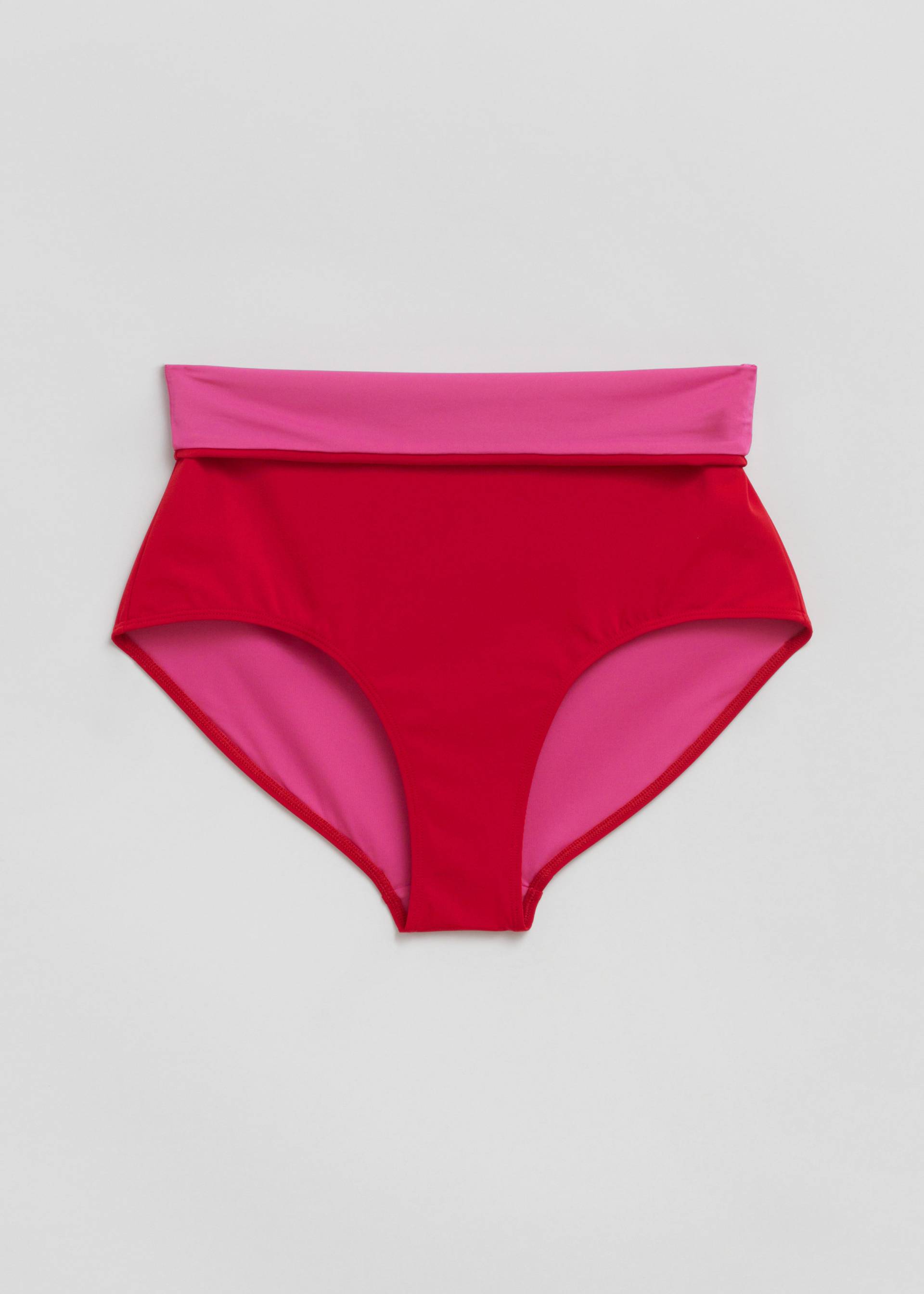 & Other Stories Bikinihose mit hohem Bund Rubinrot/Fuchsia, Bikini-Unterteil in Größe 36. Farbe: Ruby red/fuchsia von & Other Stories