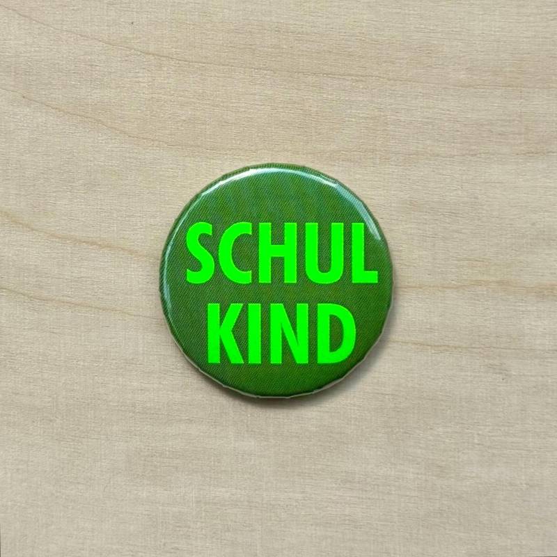 Button Oder Magnet Zur Einschulung/Schulkind Neon von undschwestern