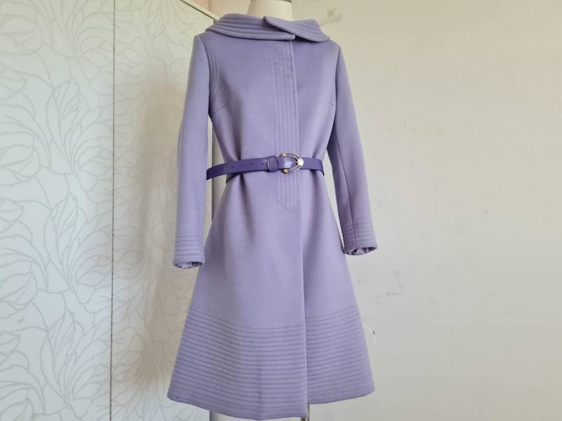 Gr 36-38 Vintagemantel 60Er Jahre Lila von uniqueMG