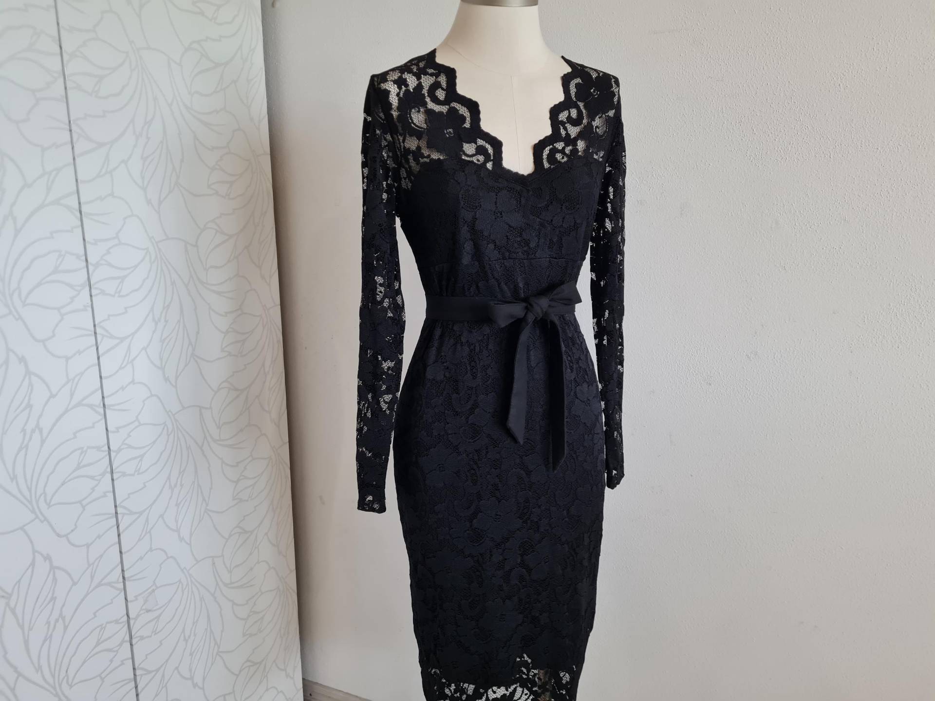 Gr. 36-38 Vintagekleid Spitzenkleid Schwarz von uniqueMG