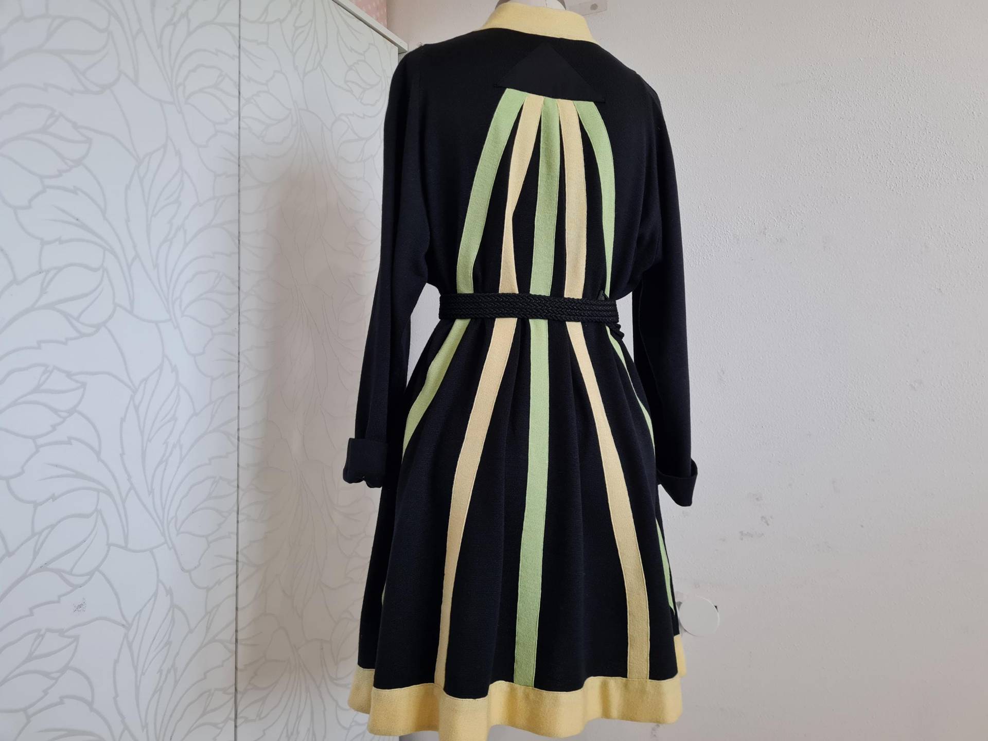 Gr. 40-44 Damen Vintagekardigan Strickmantel Jacke Schwarz Gelb Grün von uniqueMG