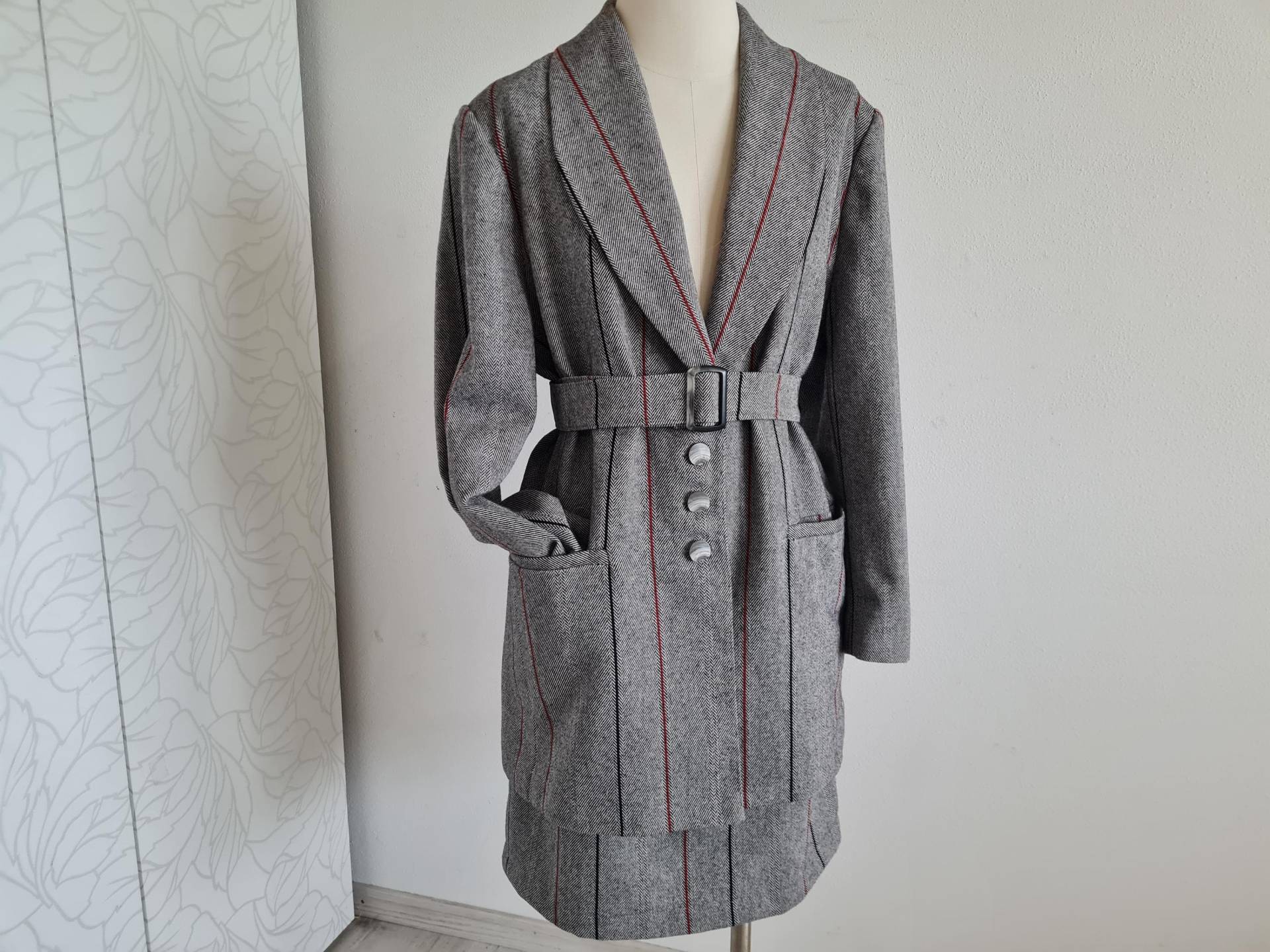 Gr. 42-44 Vintagekostüm Gestreift Grau Blazer/Rock von uniqueMG