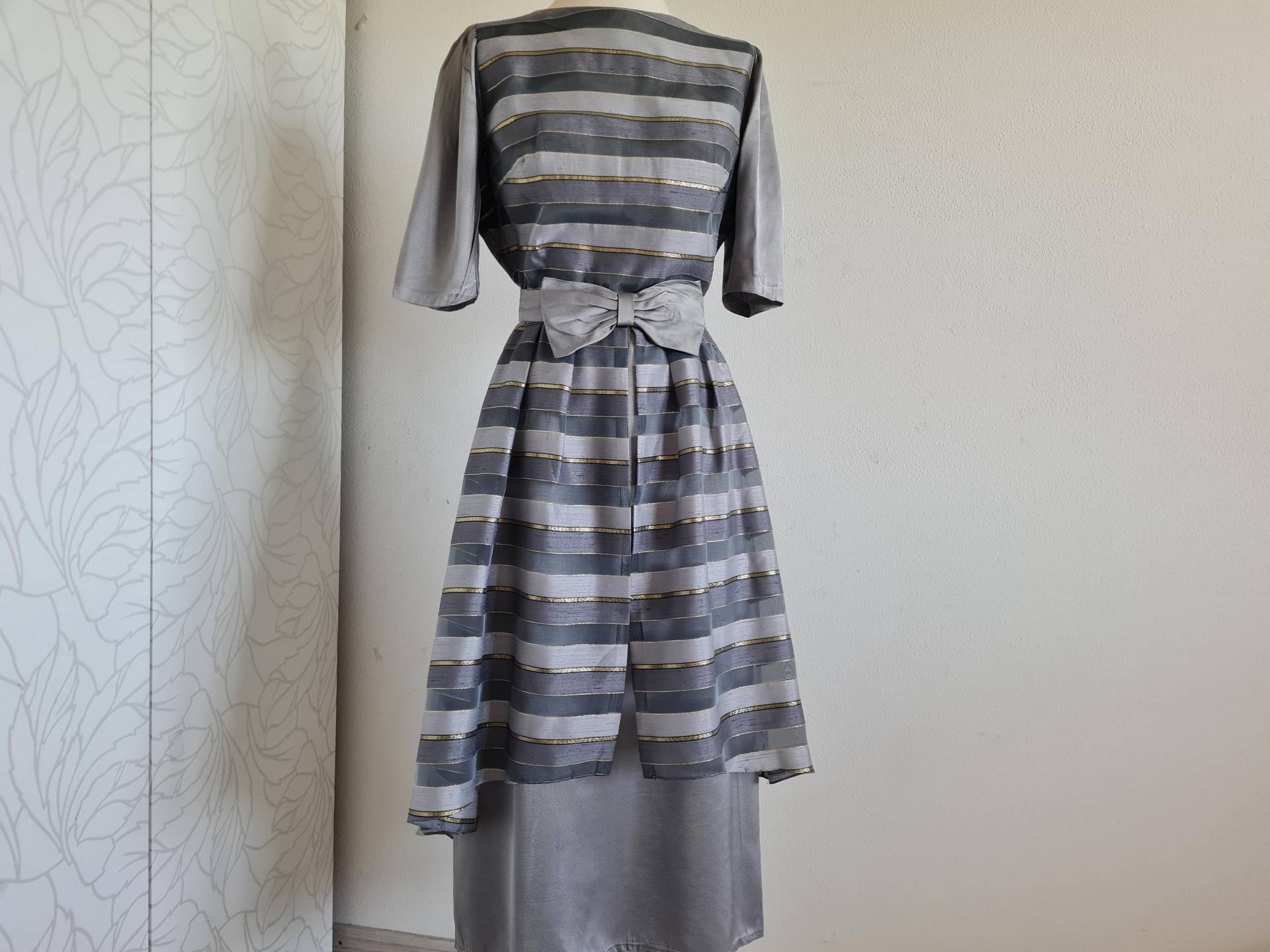 Gr.40-42 Vintagekleid Grau Gestreift von uniqueMG