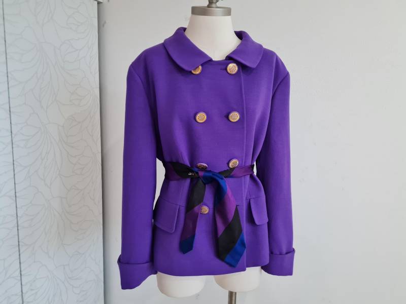 Gr.44-46 Louis Feraud Vintage Jacke Lila Designerjacke Zweireihig Mit Krawattengürtel von uniqueMG