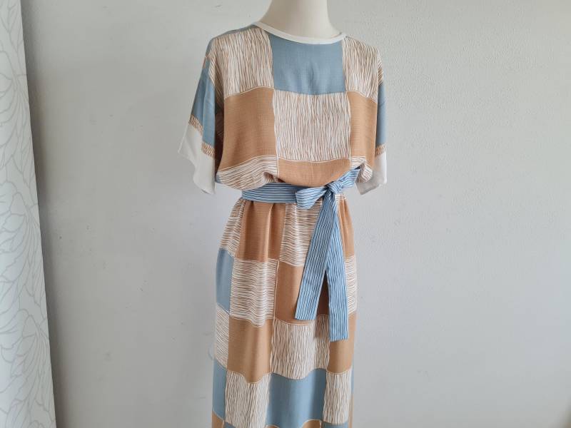 Vintagekleid Fliessend Sommerkleid Blau/Braun Oversize Mit Gürtel von uniqueMG
