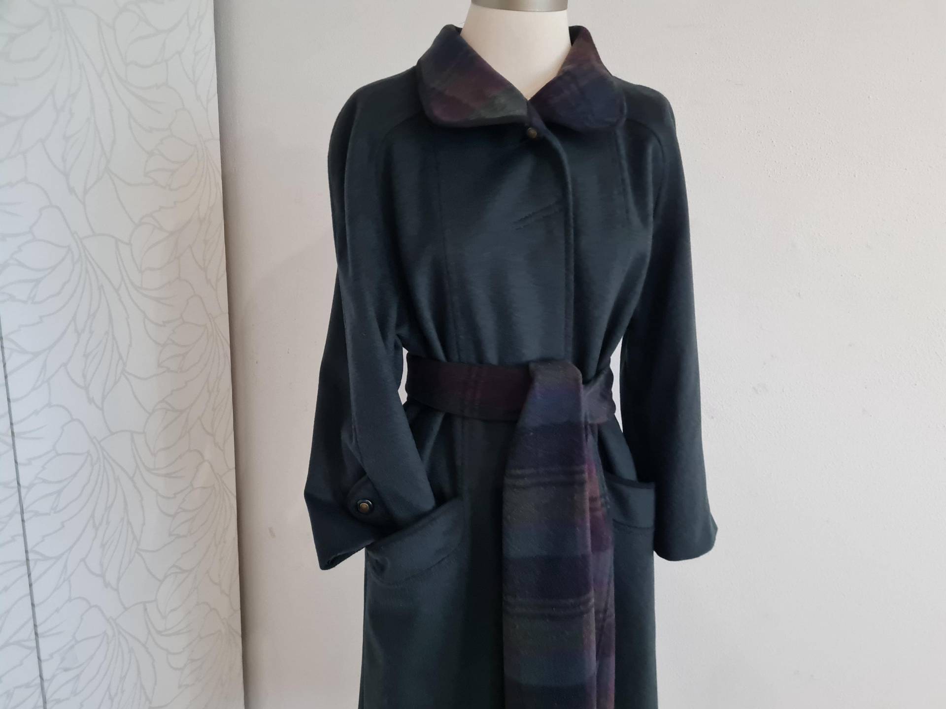 Wolle/Alpaca 80Er Jahre Lodenvintagemantel Dunkeltannengrün Mit Schal Wolle/Alpaca 80Er Jahre Lodenvintagemantel Dunkeltannengrün Mit Schal von uniqueMG