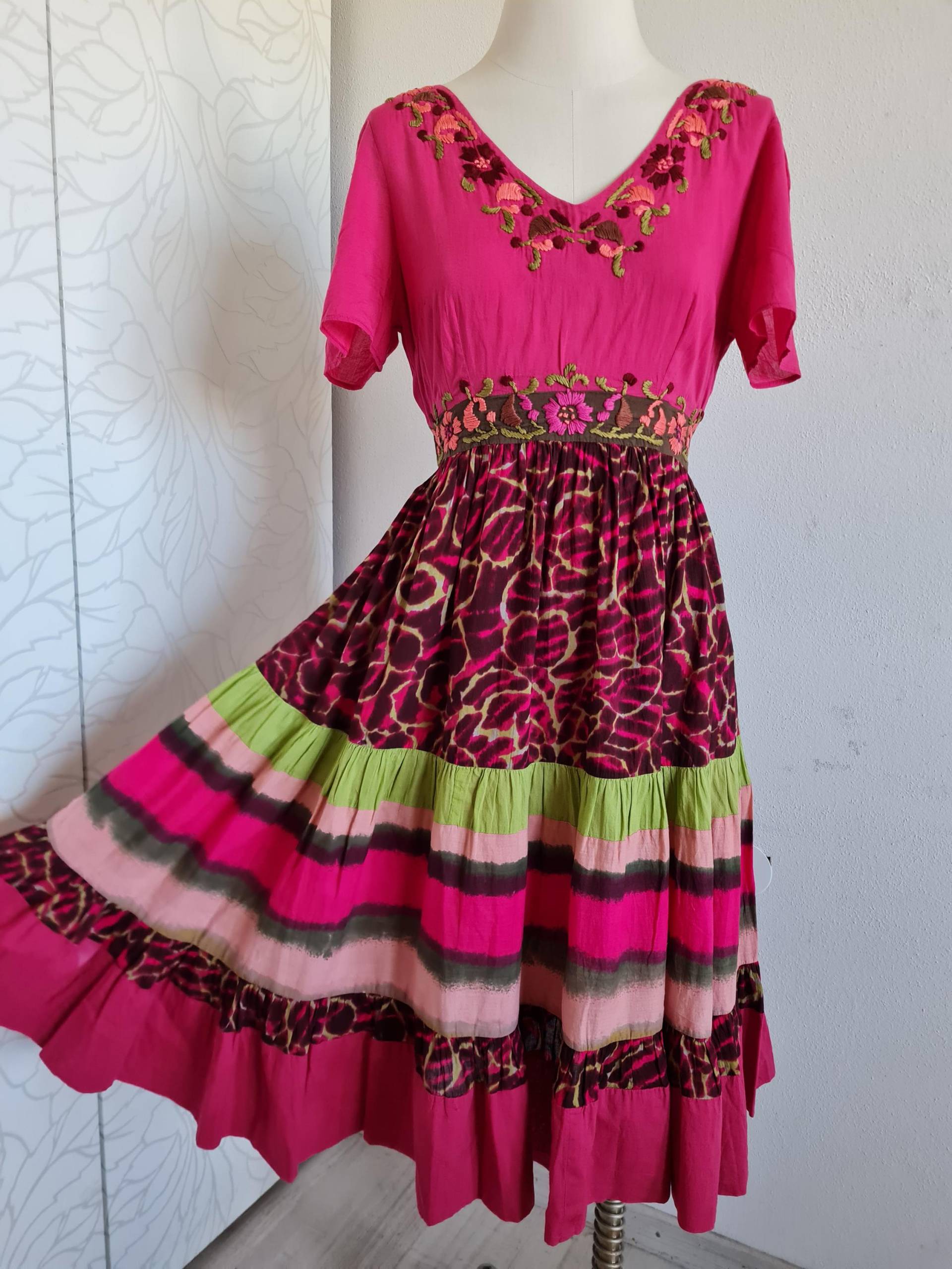 Y2K Stufenkleid Baumwollkleid Bunt Gemustert Gr. 42 von uniqueMG