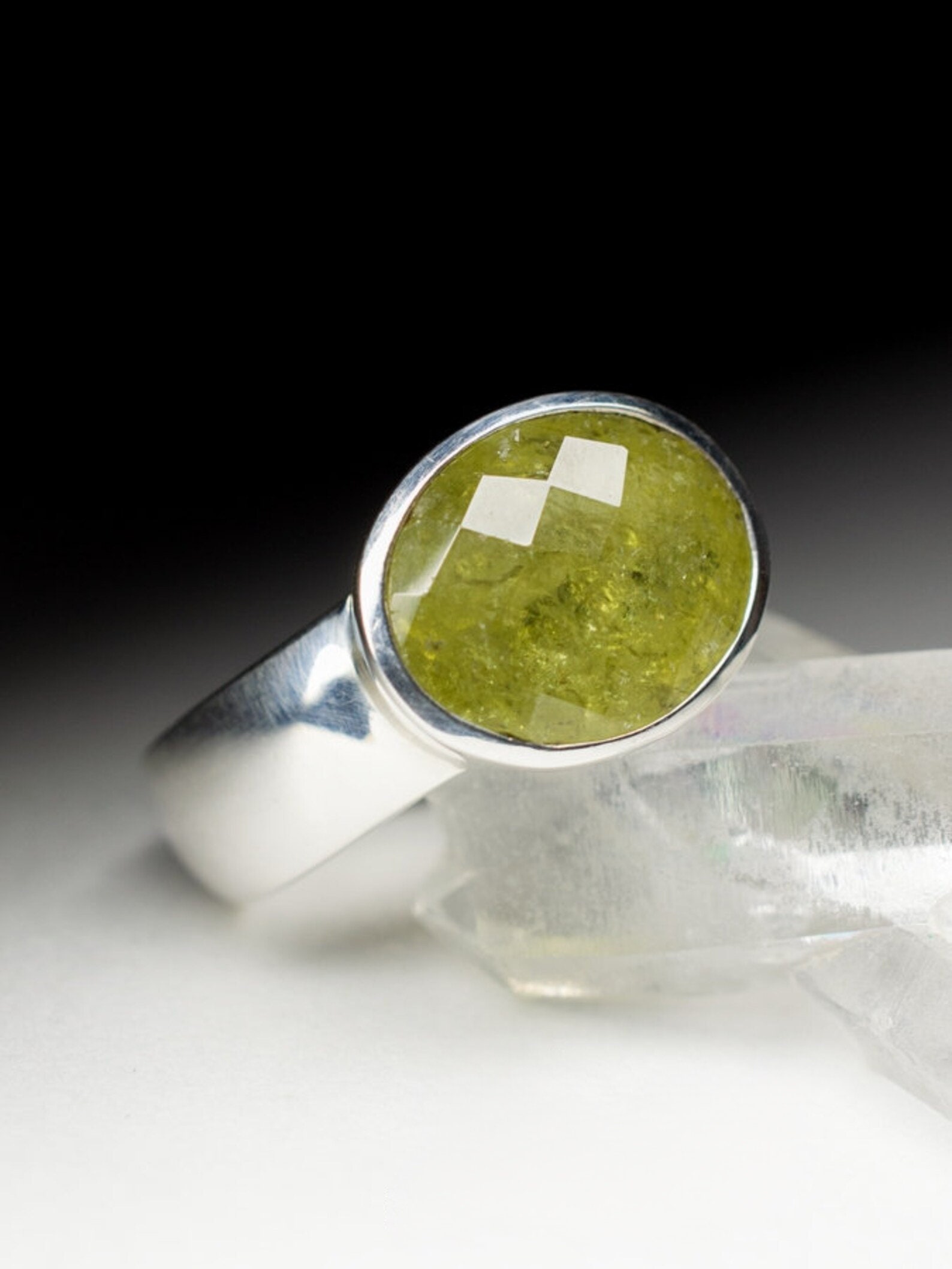 Grossular Ring Silber Herren Natürlicher Grüner Granat Sterling Unisex Feiner Schmuck Geschenk Für Sie Ihn Minimalismus von uniquecrystaljewels