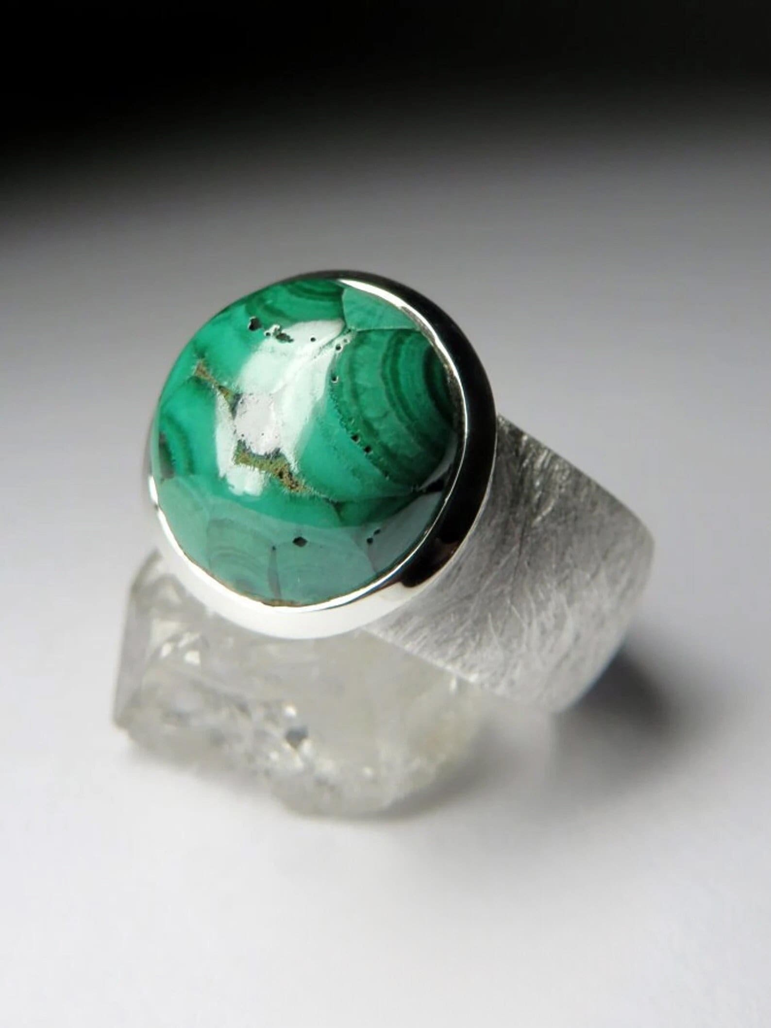 Malachit-Ring, Silber, Natürliche Grüne Edelsteine, Malachit, Herrenschmuck, Stein, Mineral, Für Sie Und Ihn, Unisex-Juwelen, Groß, 8, 5 von uniquecrystaljewels