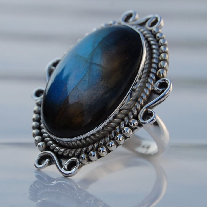 Blauer Labradorit Sterling Silber Ring Statement Sternzeichen Schmuck Blauer Labradorit Sterling Silber Ring Statement Sternzeichen Schmuck von uniquegemsjewels