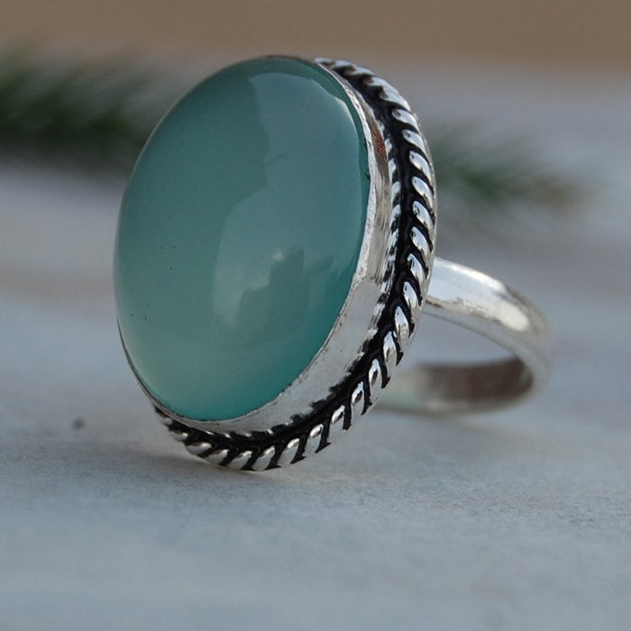 Aqua Chalcedon Sterling Silber Ring, Oval Edelstein, Rose Gold Detail von uniquegemsjewels