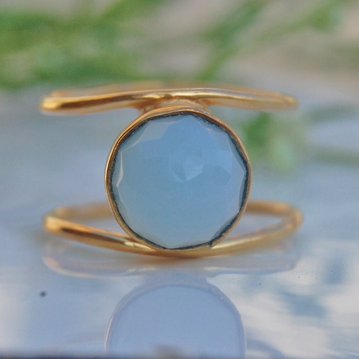 Facettierter Aqua Chalcedon Ring 18K Gold Sterling Silber Sternzeichen Schmuck von uniquegemsjewels