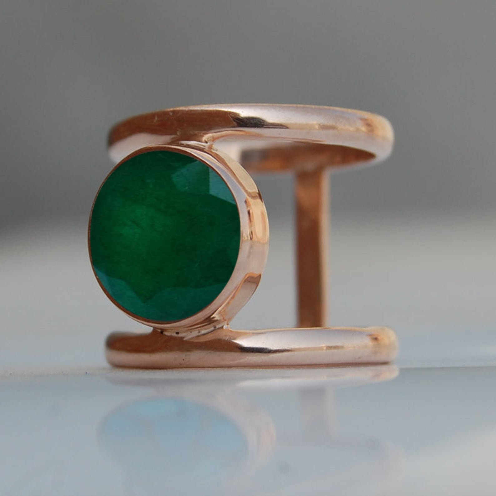 Facettierter Grüner Smaragd Ring 925 Sterling Silber, 18K Roségold von uniquegemsjewels