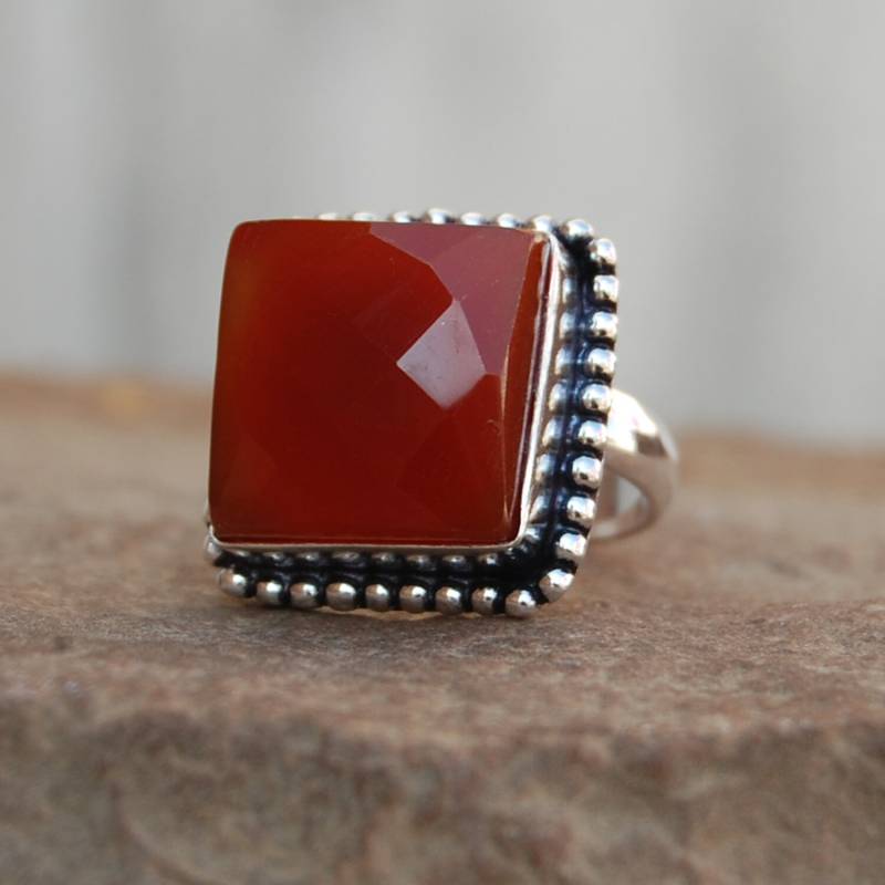 Facettierter Roter Onyx Sterling Silber Ring 15 Mm Edelstein von uniquegemsjewels