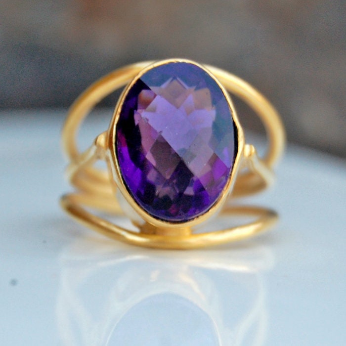 Lila Amethyst Sterling Silber Ring 18K Gold Statement Ring von uniquegemsjewels