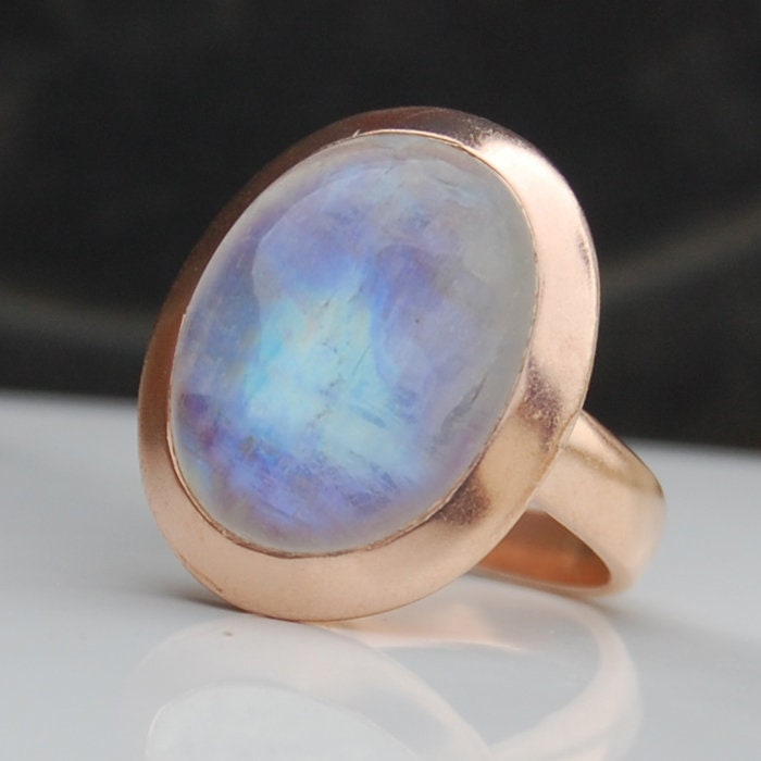 Oval Regenbogen Mondstein Ring 18K Rose Gold Sterling Silber, Juni Geburtsstein von uniquegemsjewels
