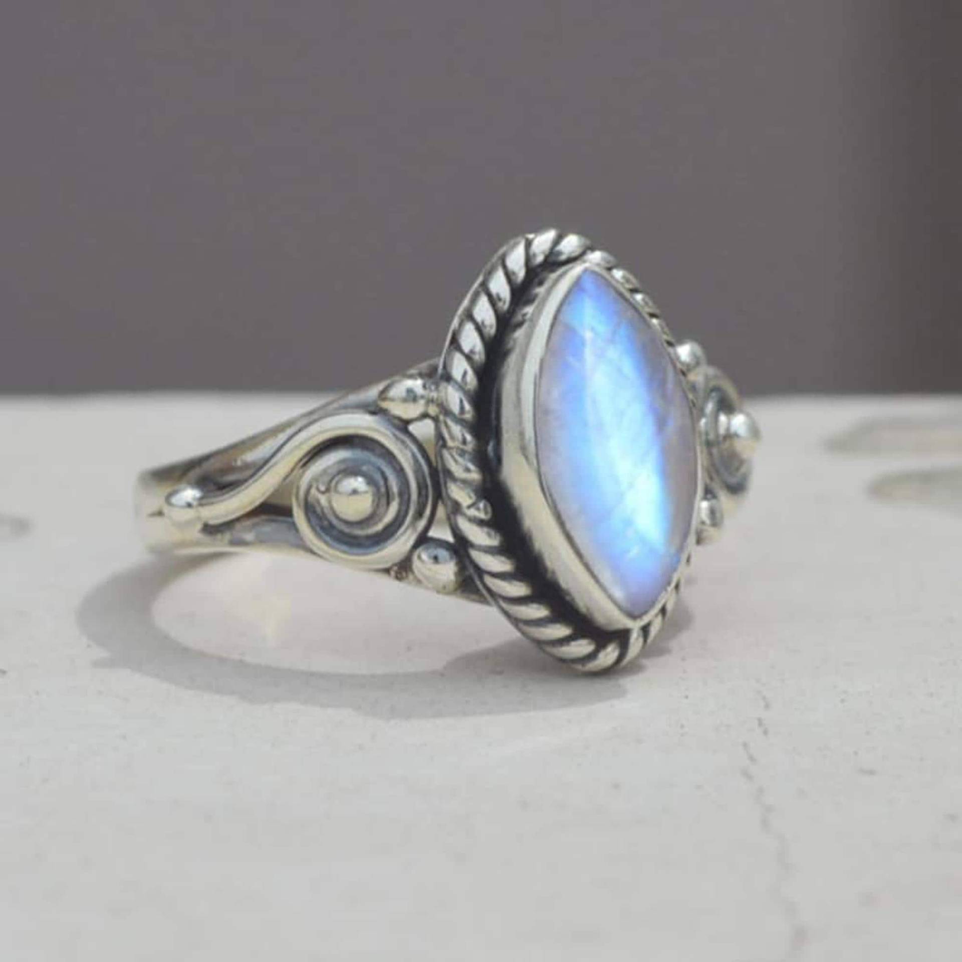 Regenbogen Mondstein Ring Feiner Sternzeichen Schmuck von uniquegemsjewels