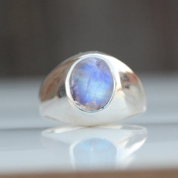 Regenbogen Mondstein Sterling Silber Ring Oval Cabochon von uniquegemsjewels