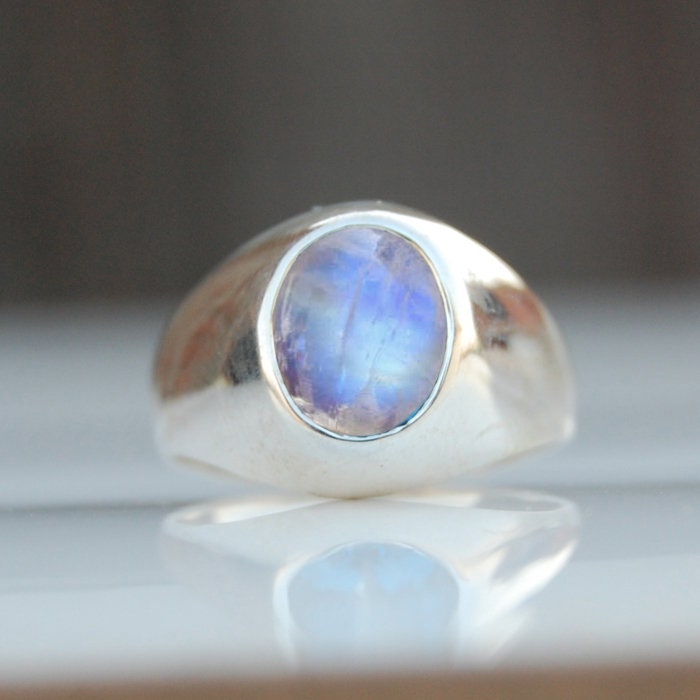 Regenbogen Mondstein Sterling Silber Ring Oval Cabochon von uniquegemsjewels