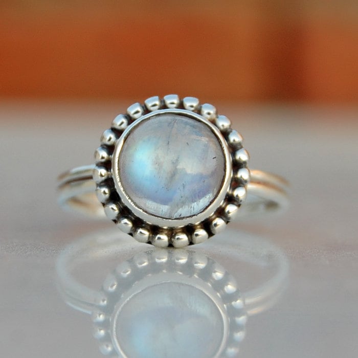 Regenbogen Mondstein Sterling Silber Ring Runder Blauer Edelstein, Sternzeichen Schmuck von uniquegemsjewels