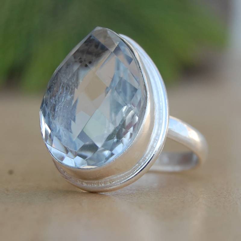 Weißer Topas Sterling Silber Ring - 18K Gold Finish von uniquegemsjewels