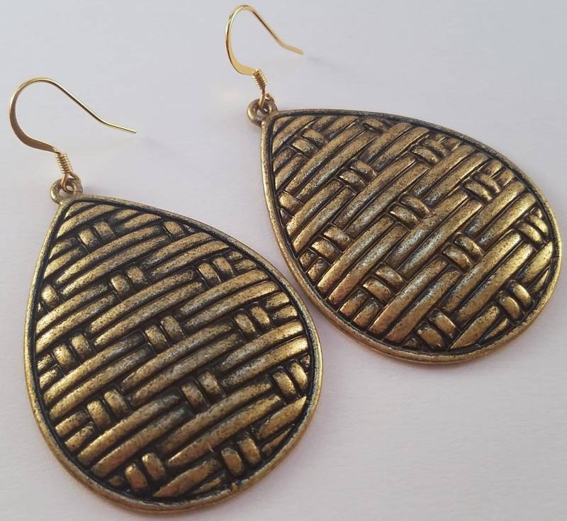 Gold Geflochtene Teardrop Große Ohrringe Gold Geflochtene Teardrop Große Ohrringe von uniquejewelrybypb