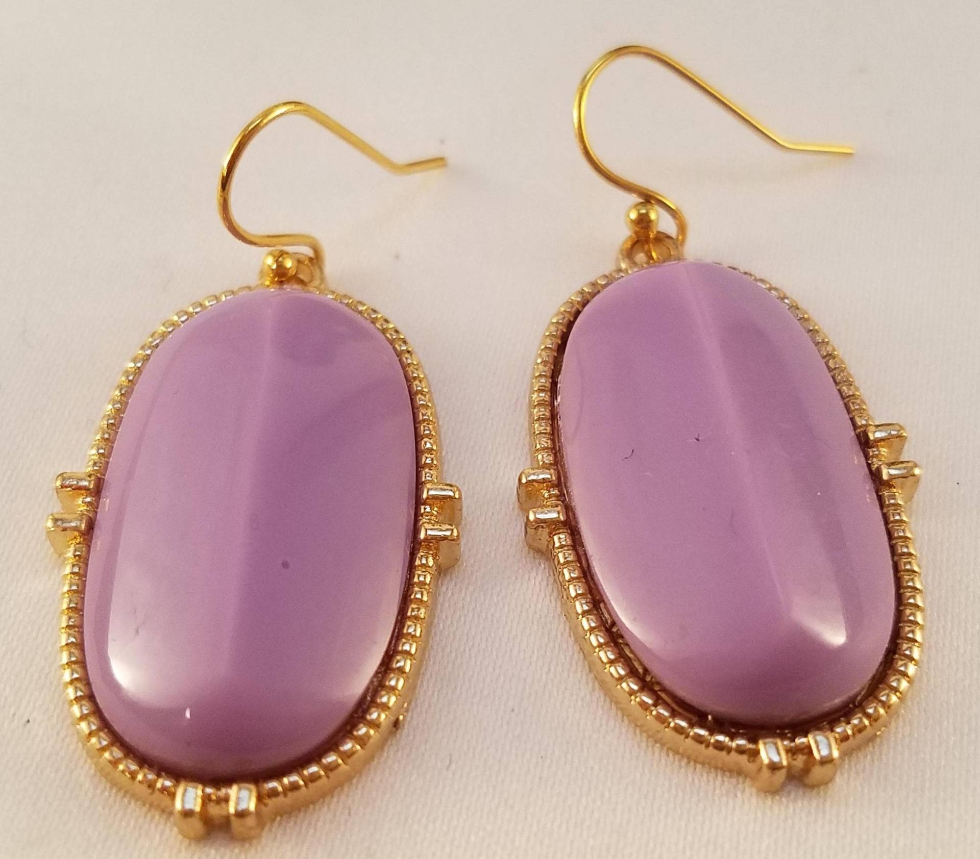 Lavendel Und Gold Ohrhänger Lavendel Und Gold Ohrhänger von uniquejewelrybypb