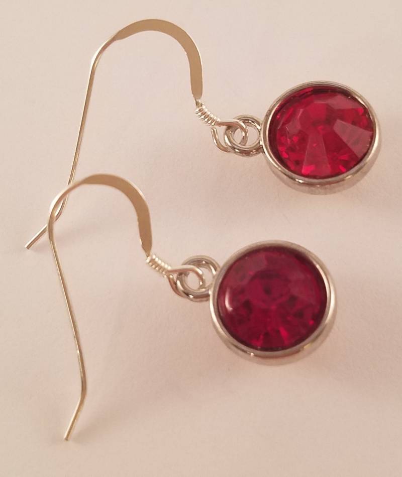 Leuchtend Rote Ohrhänger Leuchtend Rote Ohrhänger von uniquejewelrybypb