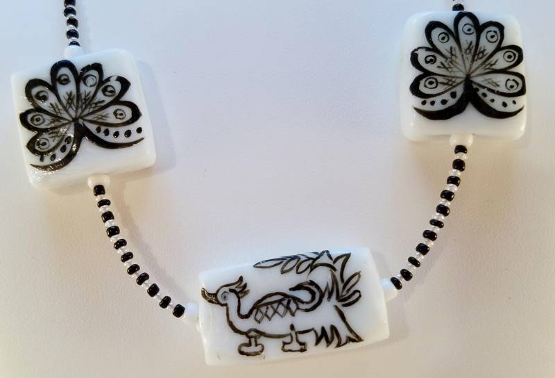 "Schwarz Und Weiße Halskette "Drache"." "Schwarz Und Weiße Halskette "Drache"." von uniquejewelrybypb
