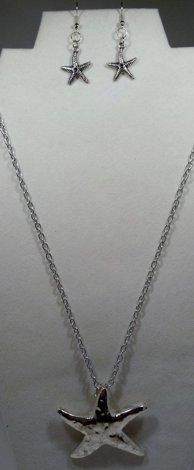 Silber Seestern Anhänger Halskette Und Ohrringe Im Set Silber Seestern Anhänger Halskette Und Ohrringe Im Set von uniquejewelrybypb