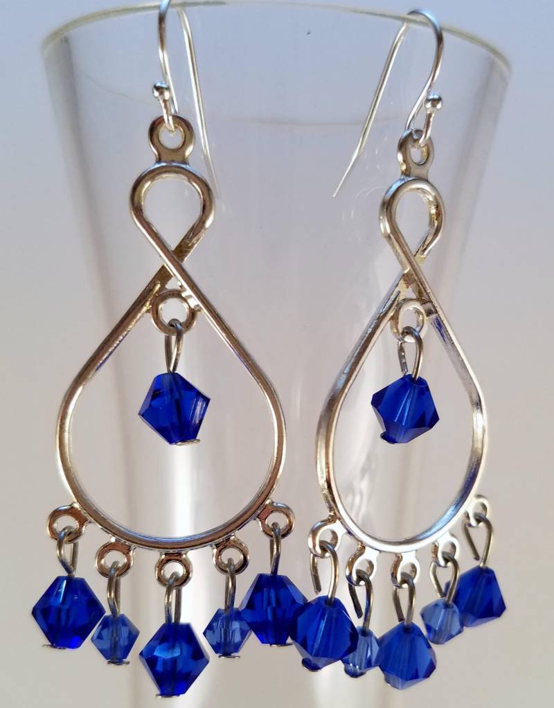 Silber Und Blaue Ohrringe Silber Und Blaue Ohrringe von uniquejewelrybypb