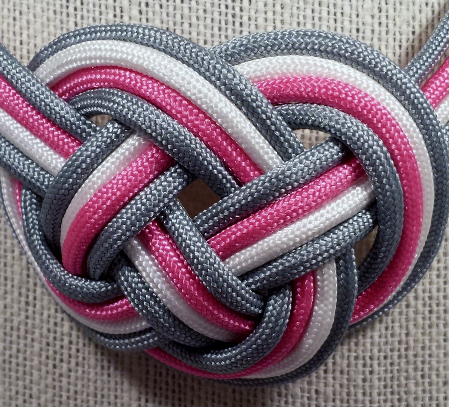 Unendlich Knoten Halskette Unendlich Knoten Halskette von uniquejewelrybypb