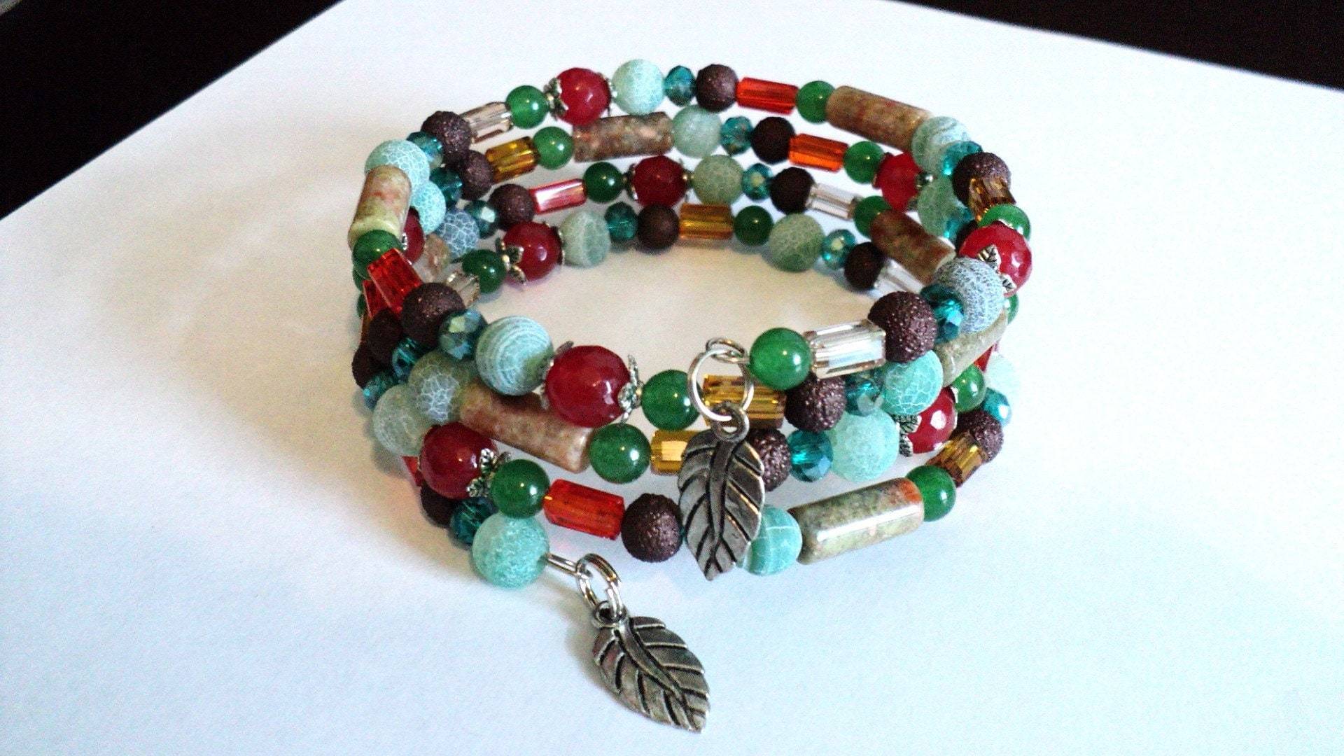 Herbst Blatt Charm Armband Perlen Memory Wire, Herbstfarben von uniquelyyours2010