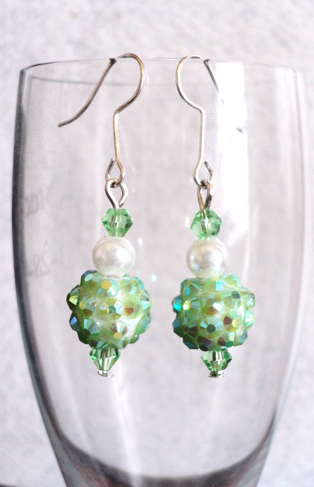 St. Patrick's Day Grün Strass Ohrringe Perlen Kleeblatt Schmuck von uniquelyyours2010