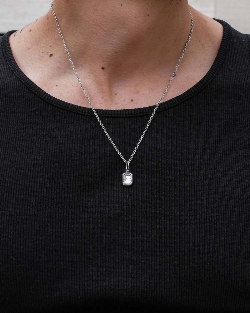 Diamant Edelstein Halskette Mit Anhänger in Silber - Dainty Clear Mini Gemstone Pendant Charm White Necklace For Men & Women By Unshinebar Diamant Edelstein Halskette Mit Anhänger in Silber - Dainty Clear Mini Gemstone Pendant Charm White Necklace For Men & Women By Unshinebar von unshinebar