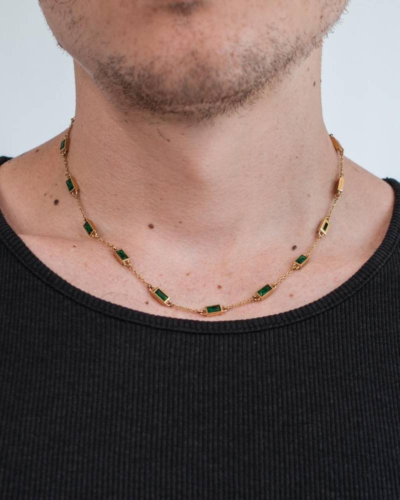 Dünne Gemstone Kette in Emerald Grün Aus Edelstahl Und Zirkonia Steinen Gold - Herren Tennis Chain 18K Necklace By Unshinebar Dünne Gemstone Kette in Emerald Grün Aus Edelstahl Und Zirkonia Steinen Gold - Herren Tennis Chain 18K Necklace By Unshinebar von unshinebar