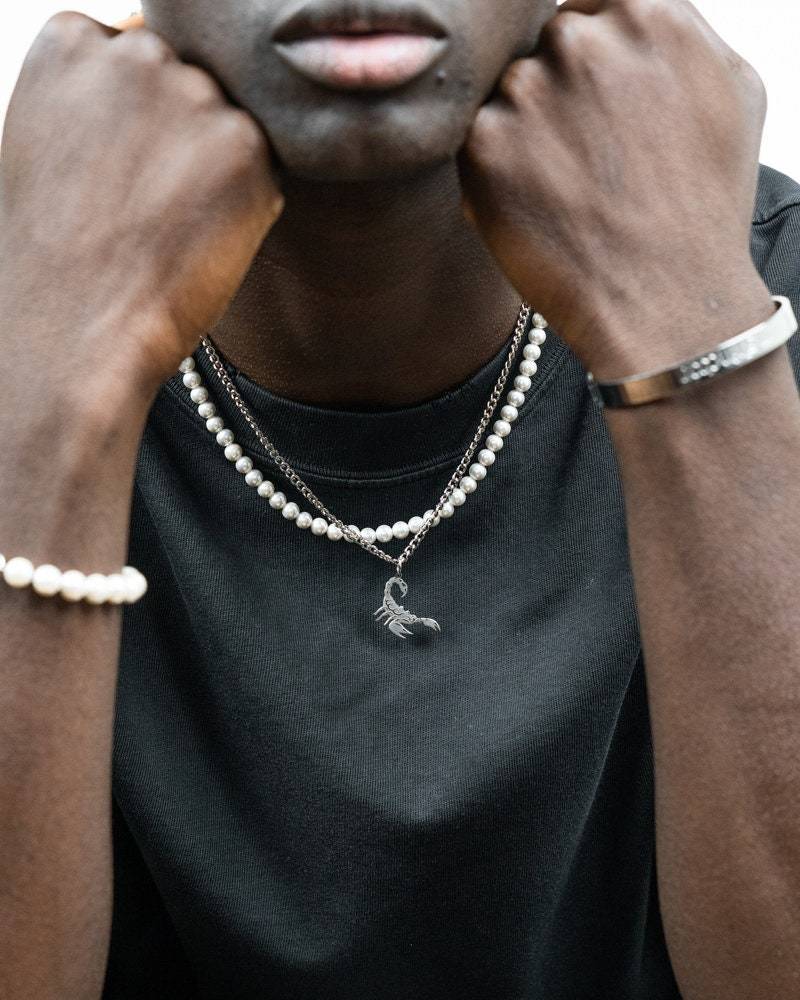 Skorpion Halskette Mit Anhänger Aus Edelstahl Und 18K Gold - Unisex Scorpion Necklace For Men & Women By Unshinebar von unshinebar