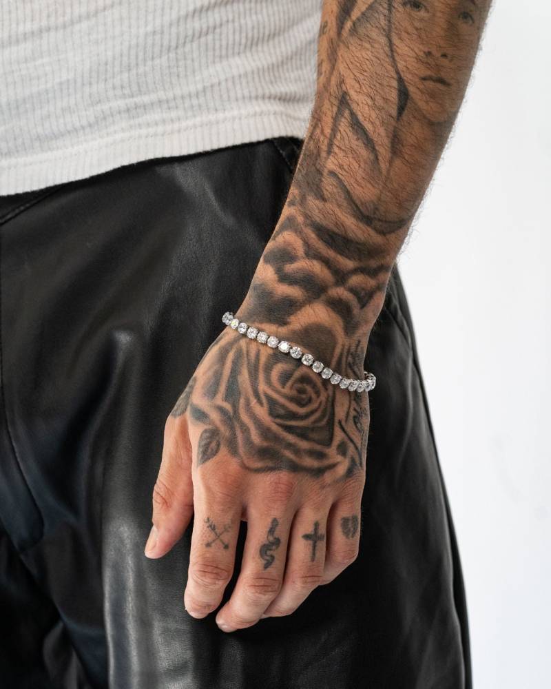 Tennis Armband in Silber Aus Edelstahl Und Zirkonia Steinen - Iced Out Bracelet Für Herren Wasserfestes By Unshinebar von unshinebar