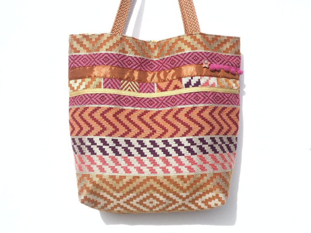 Einkaufstasche/Umhängetasche Stoff Grafik Ethno Orange Rosa Gold Frühling Sommer von untourdansmonsac