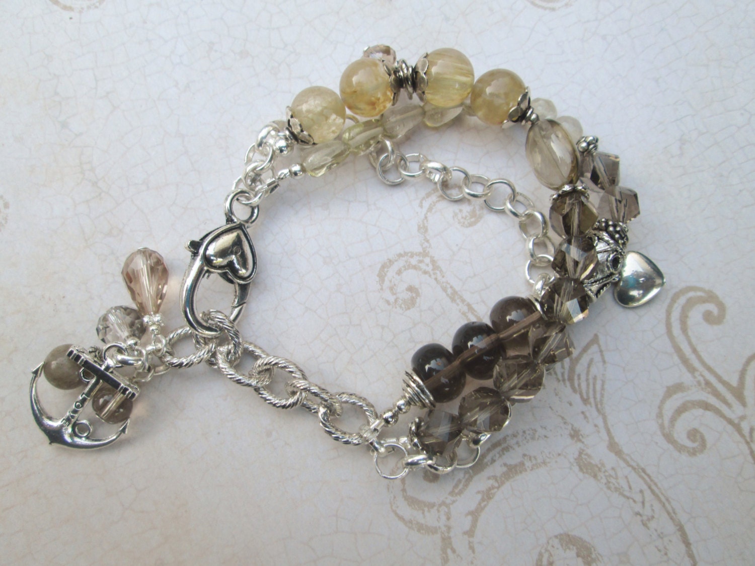 Rauchquarz Bettelarmband Mit Anker Charm Rauchquarz Bettelarmband Mit Anker Charm von unusualadornments