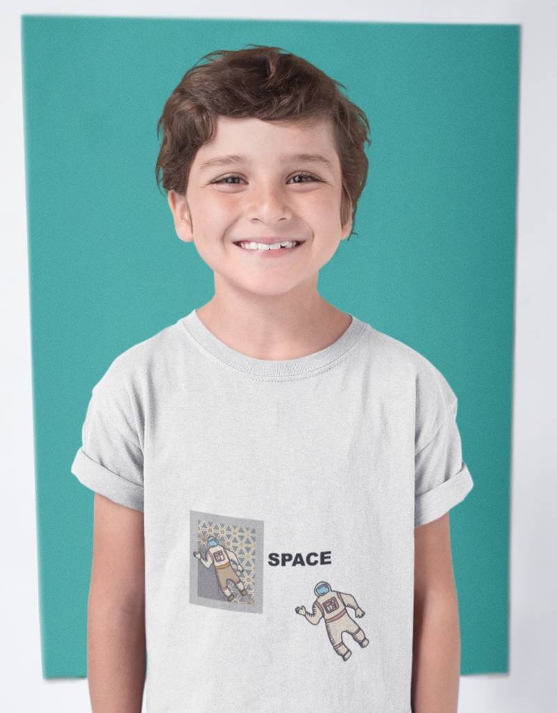 Neue Gedruckte T-Shirt, Jungen, Kinder, Handgefertigte Kleidung, Raummann, Spacewalk, Niedlich, Kinder Top Alter 7-8 Größe Uk von urbanchicclothes
