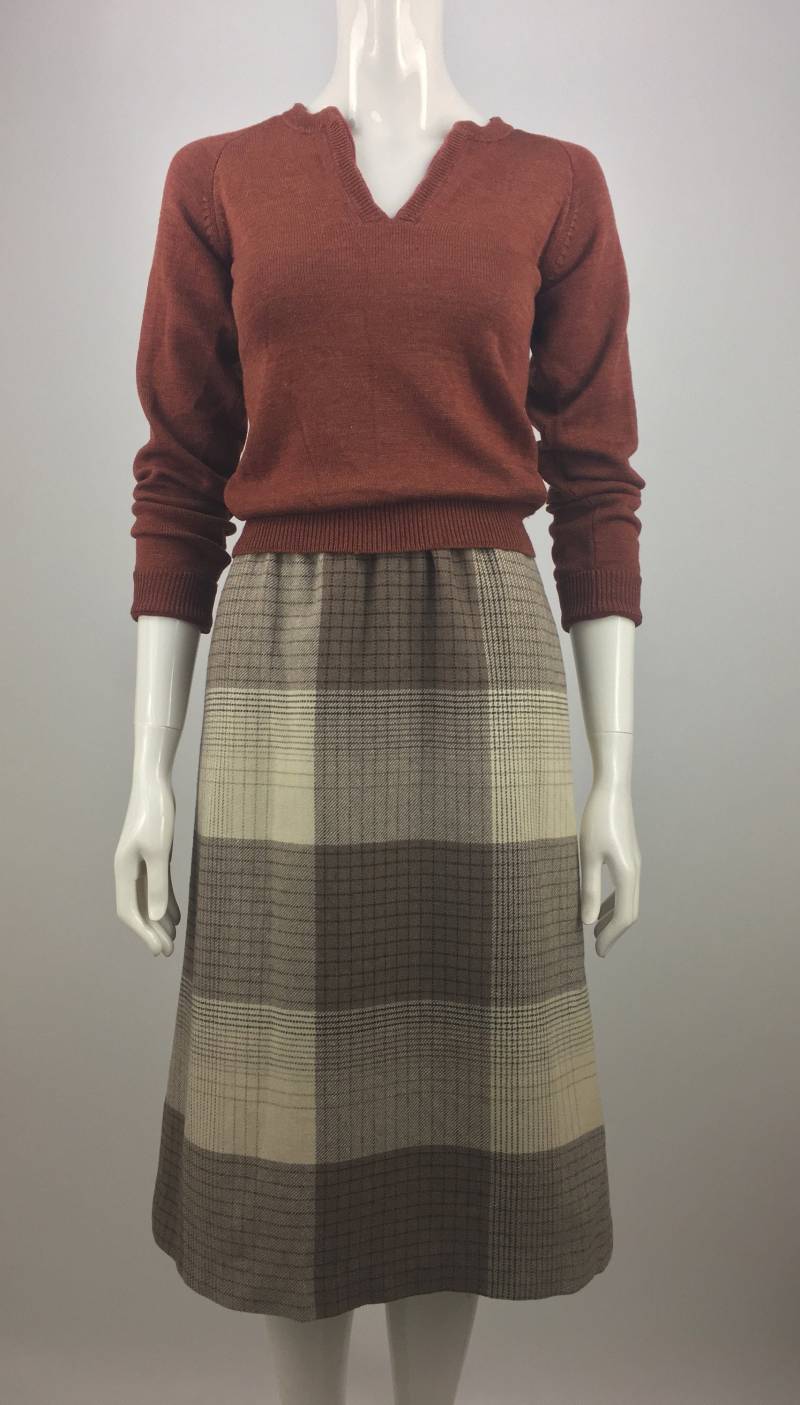 60Er Jahre Karierter Wollrock - Prestige Of Boston Braun Tan Midi 60Er Jahre Karierter Wollrock - Prestige Of Boston Braun Tan Midi von urbancowgirlchic