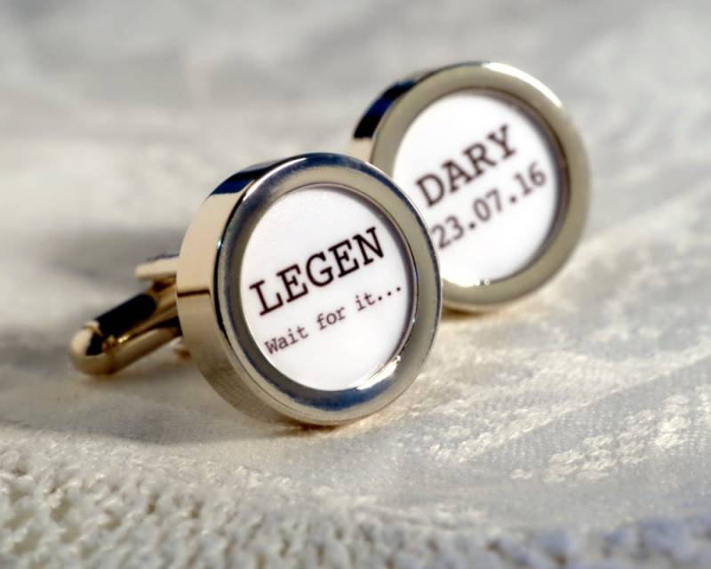 Legendäre Manschettenknöpfe Mit Datum Geschenk Für Bräutigam, Hochzeiten Und Romanze Custom Herren Accessoires Pc697 von urbaneye