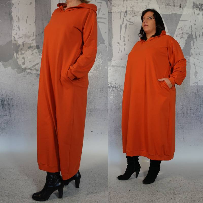 Kapuzen Kleid. Herbst-Kleidung. Sweatshirt-Kleid. Winterkleid. Warmes Kleid Mit Ärmeln. Extra Langes Sweatshirt. Langer Kapuzenpullover. Um282Qc von urbanmood