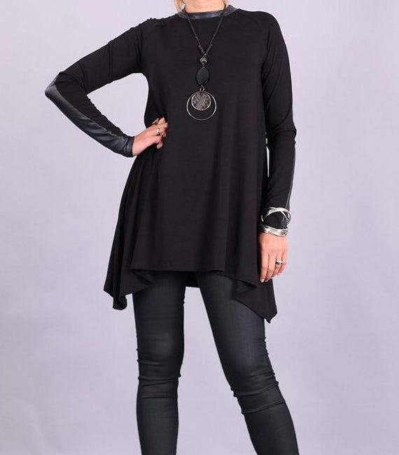 Leder Details Tunika, Frauen Tunika, Tunika, Schwarze Tunika, Extravagantes Top, Langarm Plus Size Top, Party Bluse, Urbanmood - Co-Teri-Ve Leder Details Tunika, Frauen Tunika, Tunika, Schwarze Tunika, Extravagantes Top, Langarm Plus Size Top, Party Bluse, Urbanmood - Co-Teri-Ve von urbanmood