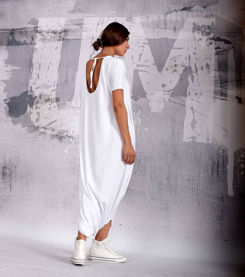 Weißer Overall, Boho Overall Mit Tiefem Schritt, Offener Rücken Von Urbanmood - Um-199-Gl Weißer Overall, Boho Overall Mit Tiefem Schritt, Offener Rücken Von Urbanmood - Um-199-Gl von urbanmood
