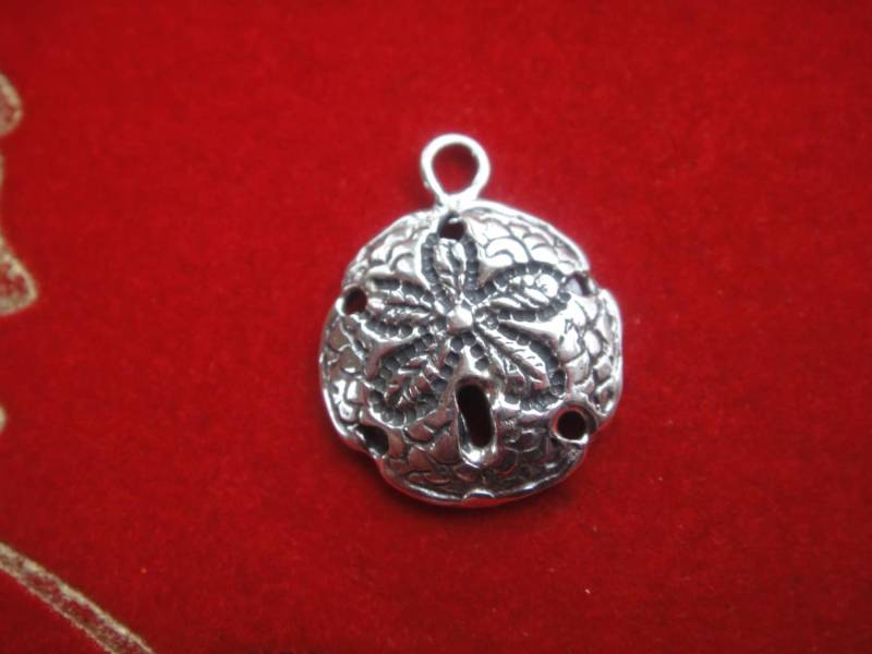 925 Sterling Silber Oxidierter Sand Dollar Charm, Anhänger 1 Stk., Silbersand Dollar, Sterlingsilber Strand 925 Sterling Silber Oxidierter Sand Dollar Charm, Anhänger 1 Stk., Silbersand Dollar, Sterlingsilber Strand von usaw