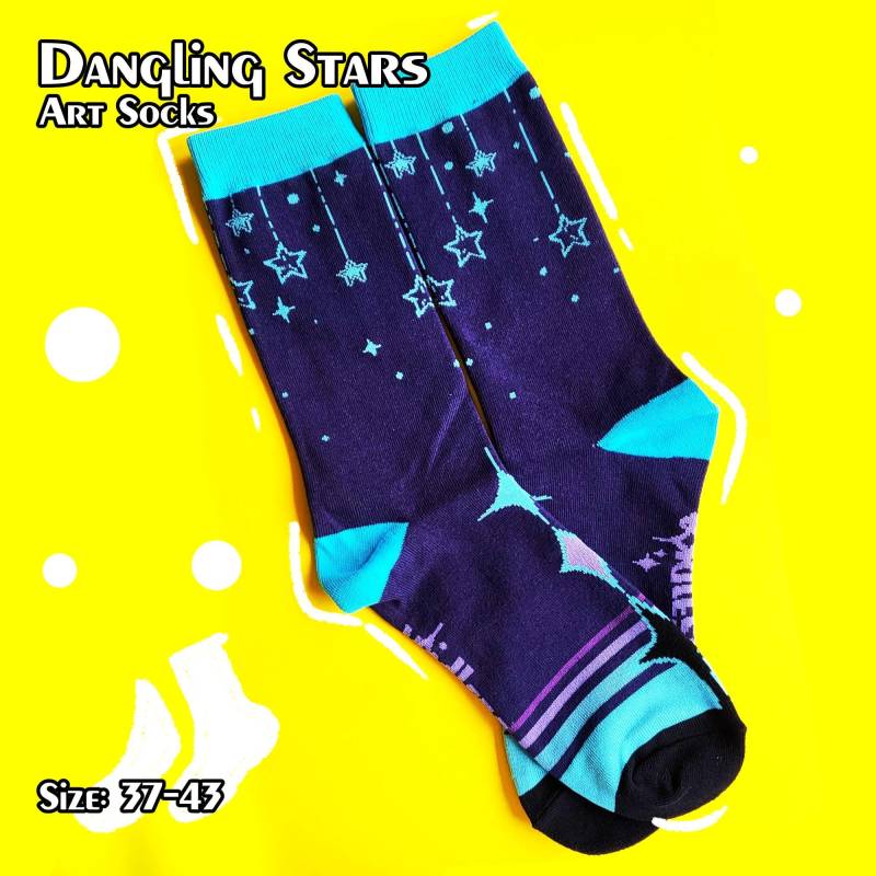 Bedrohliche Krähen - Art Socken Bedrohliche Krähen - Art Socken von v0idlessStore