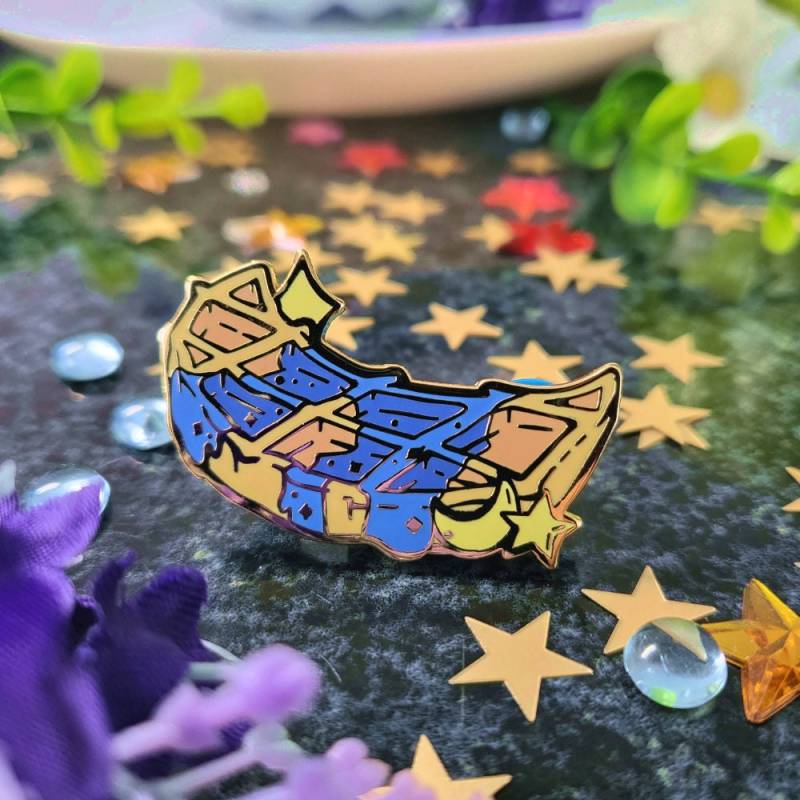 Celestial Pastries - Star-Crossed Waffle Emaille Pin von v0idlessStore