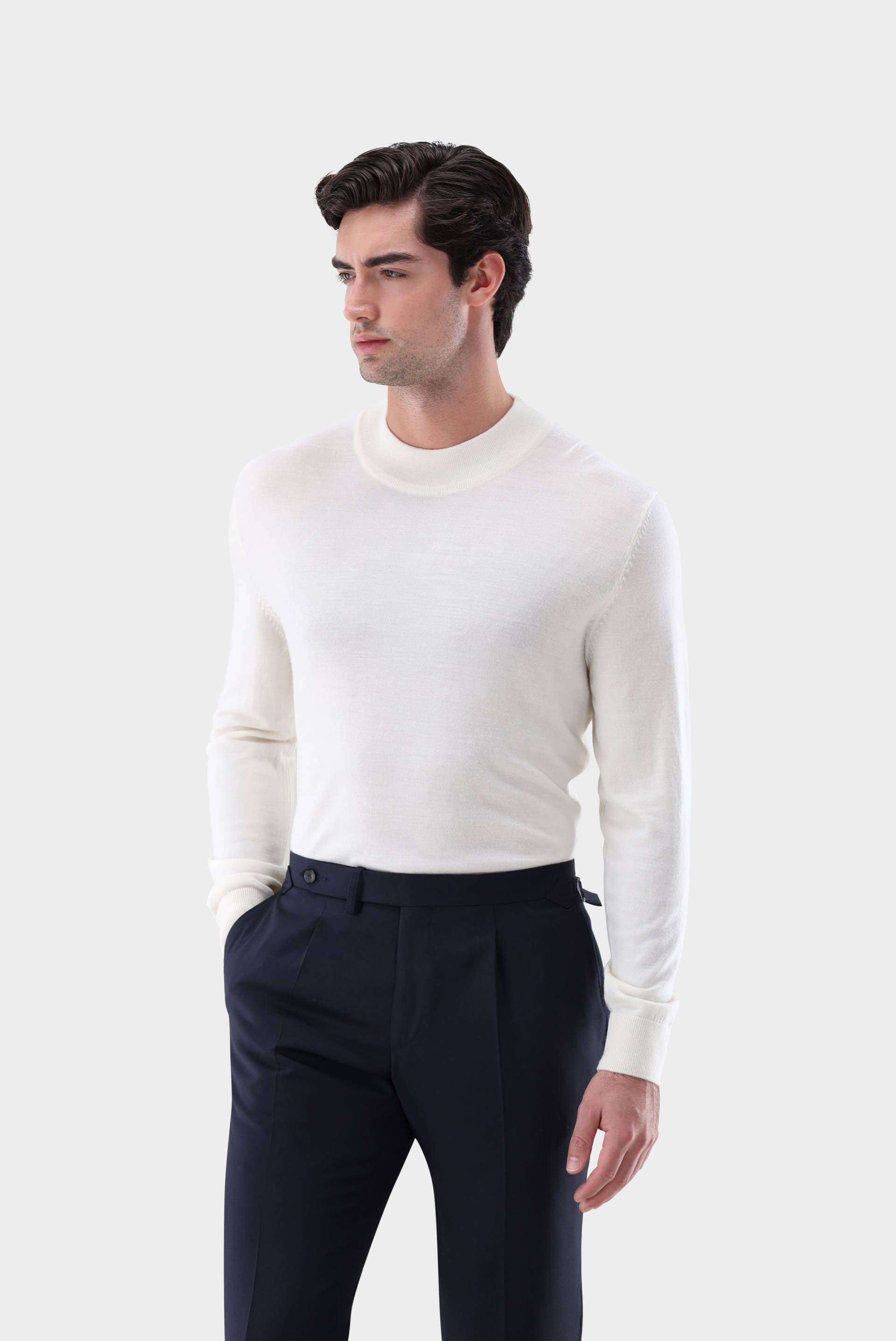 Stehkragenpullover aus Merzerisierter Merinowolle Stehkragenpullover aus Merzerisierter Merinowolle von van Laack
